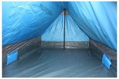 Лека двуместна палатка High Peak Minipack с тунелна конструкция