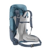 Лека туристическа раница Deuter Futura 32